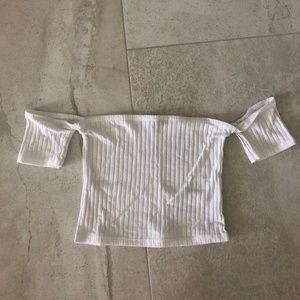 KENDALL & KYLIE WHITE OFF THE SHOULDER CROP TOP